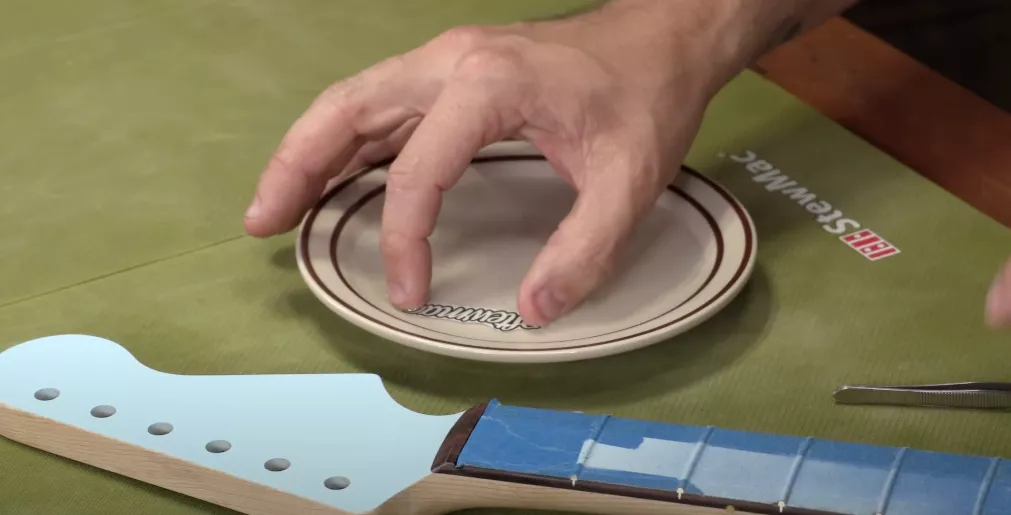 Colocar calcomanía en el agua