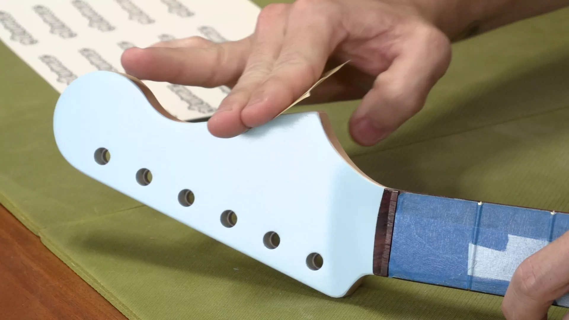 Lijar ligeramente alrededor de los bordes