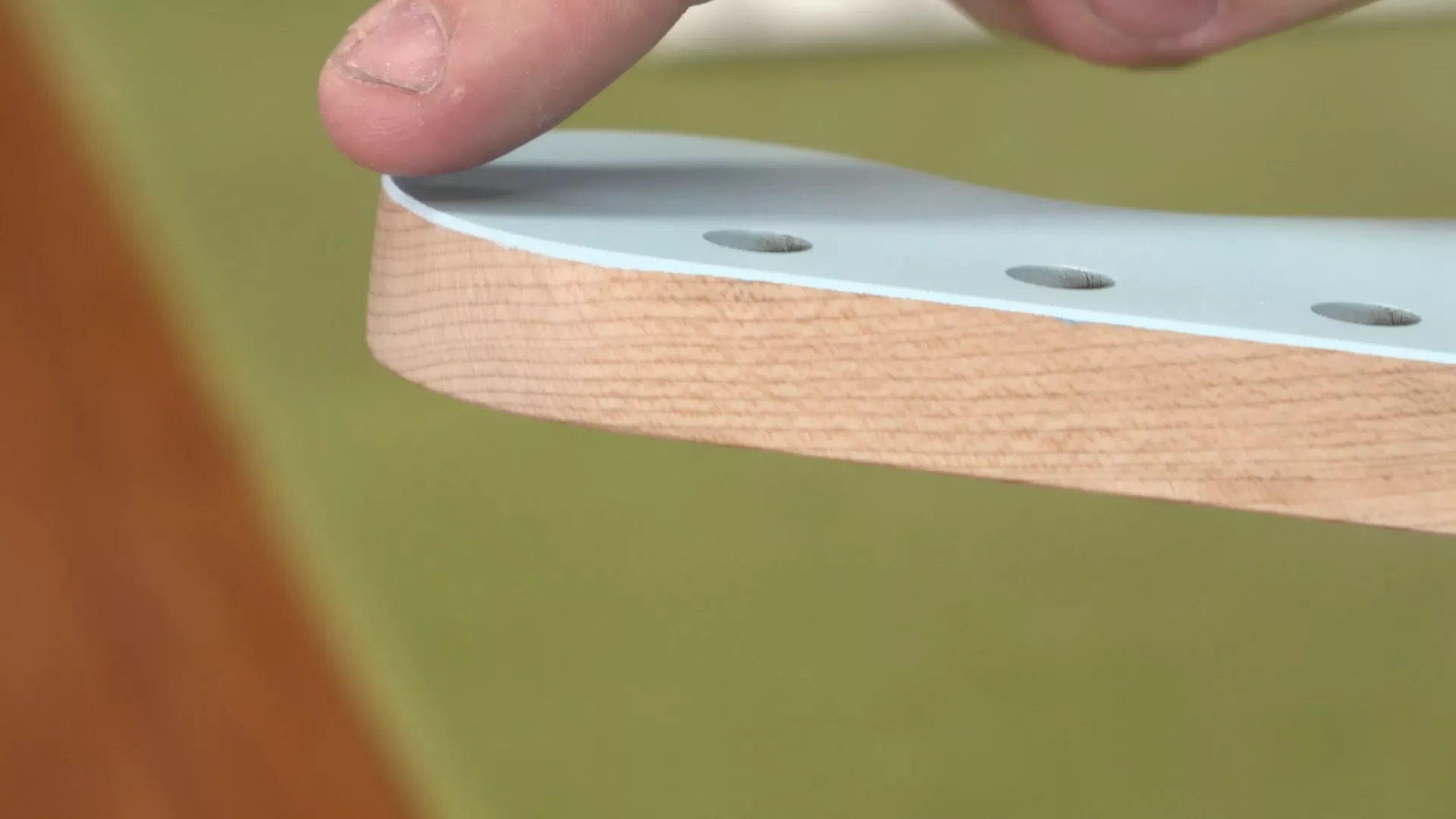 Extracción de la cinta e inspección del mástil