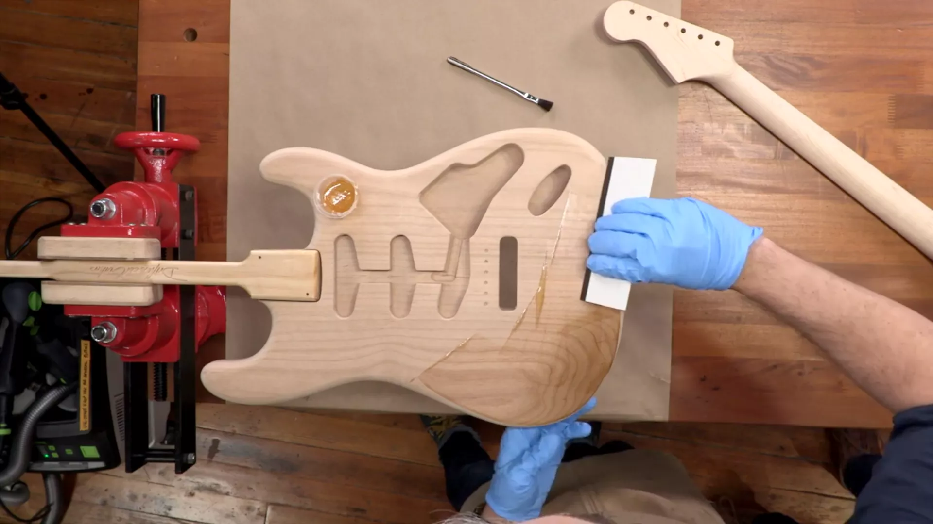 Aplicación del relleno de poros