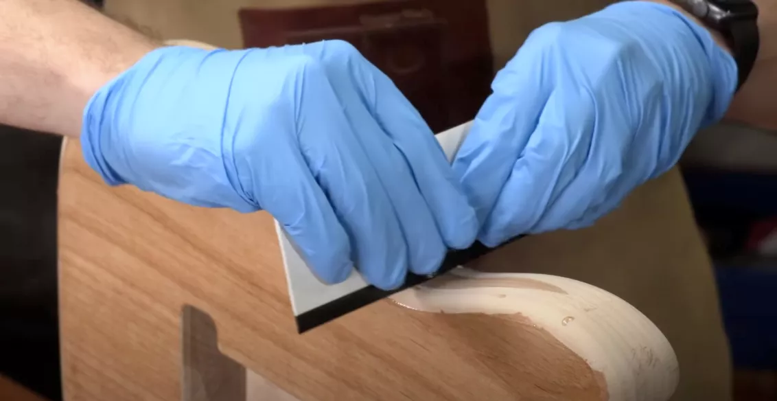 Nivelador de relleno de grano