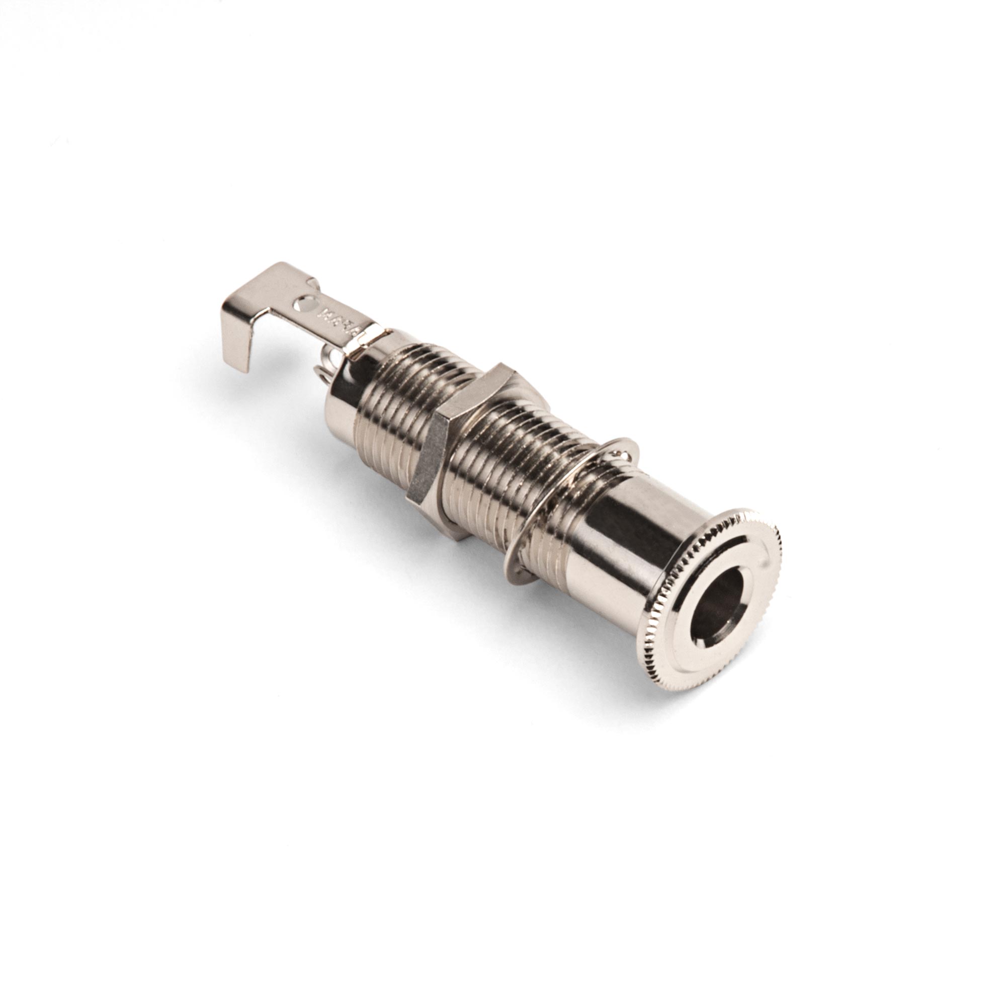 Conector de salida de montaje empotrado