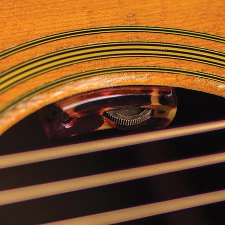 Micrófono de guitarra acústica L.R. Baggs Lyric