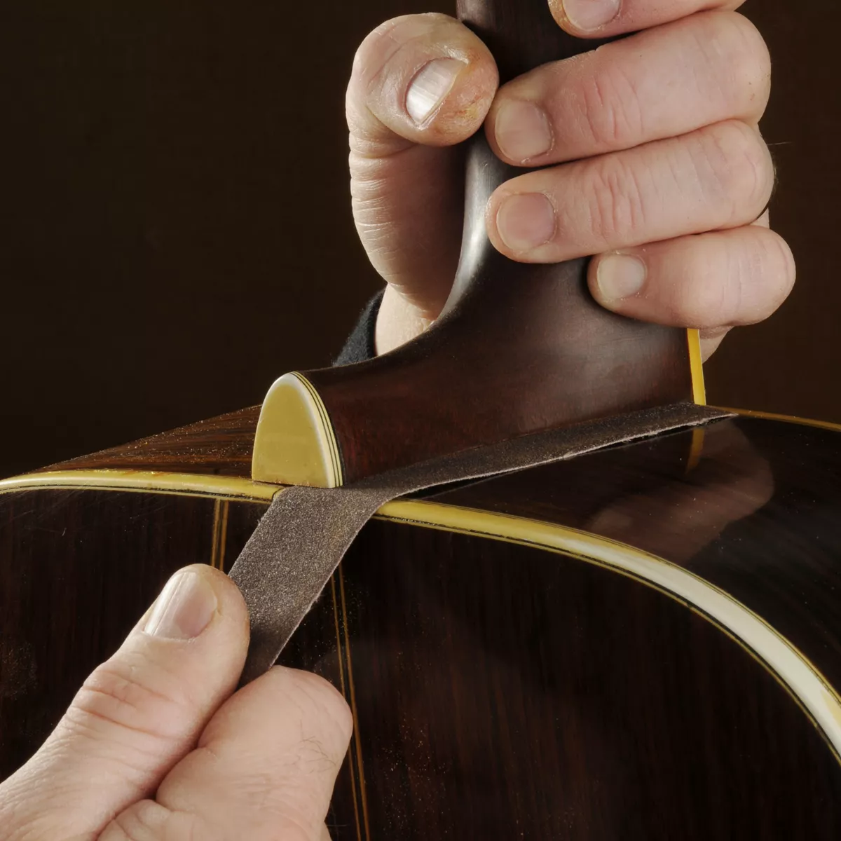 Lija para Ajuste de Uniones de Mástil Lija para Ajuste de Uniones de Mástil