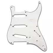 Strat: golpeador, blanco relic / negro / blanco