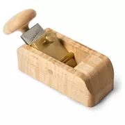 Suela plana y cepillo de palma Benedetto