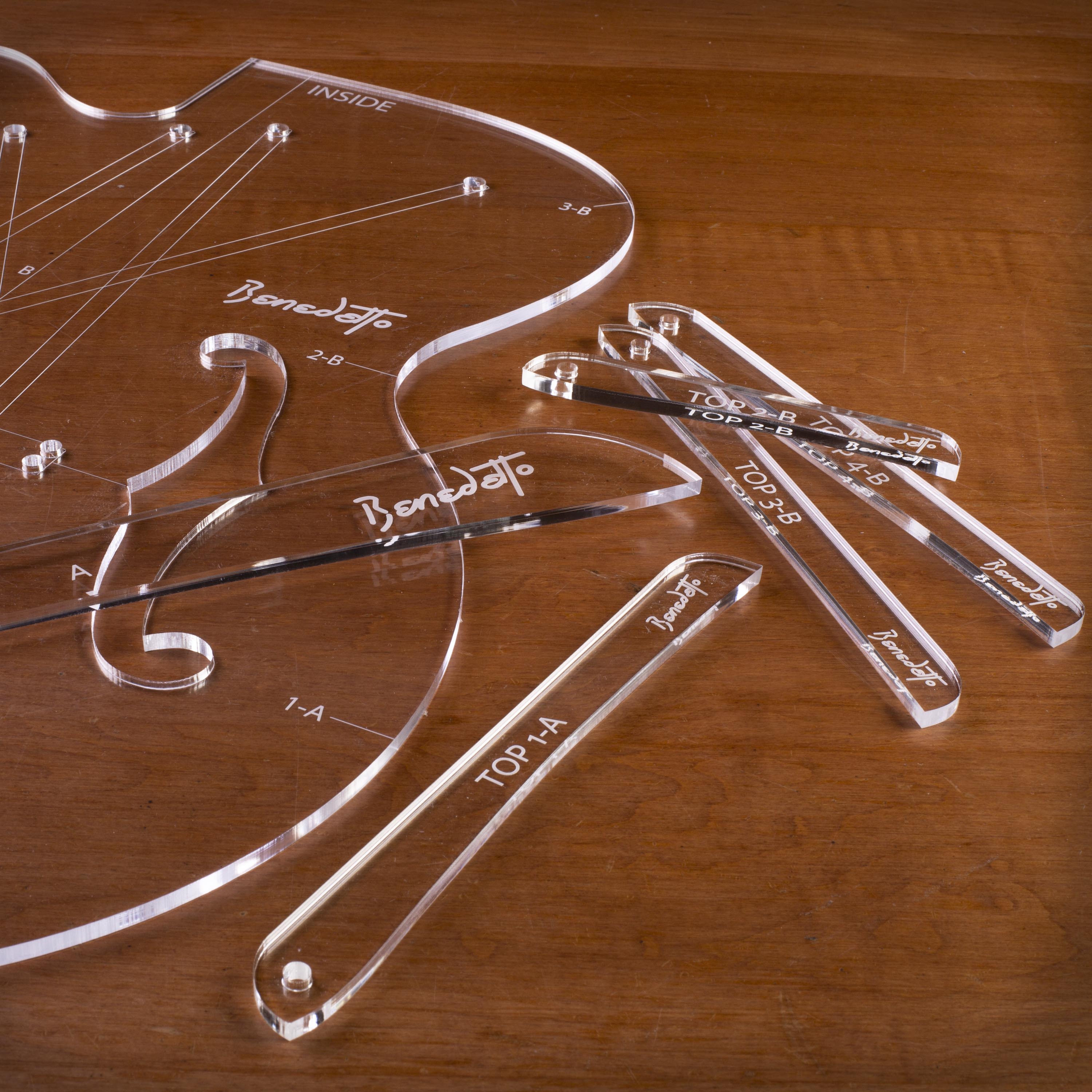 Plantillas de guitarra con arco Benedetto
