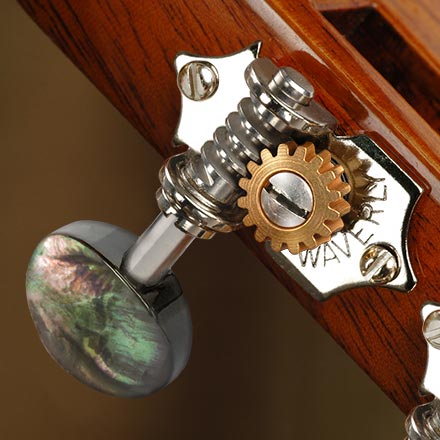 Sintonizadores de guitarra Waverly con perlas negras para cabezas de estribo