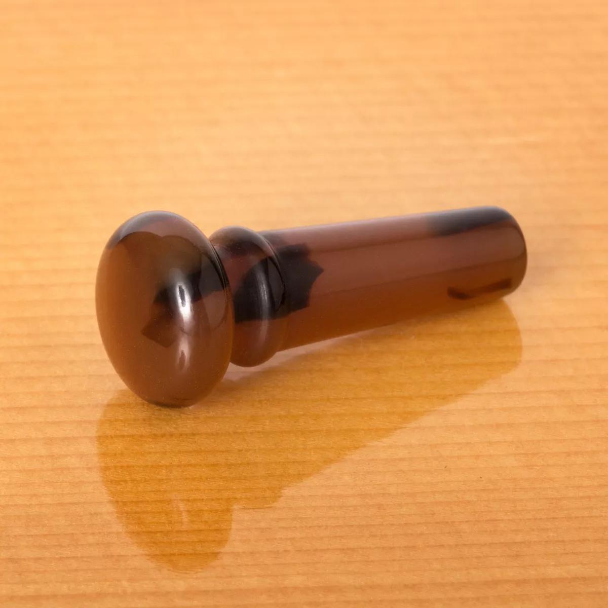 Extremo de Tortoise oscuro ondulado Extremo de Tortoise oscuro ondulado