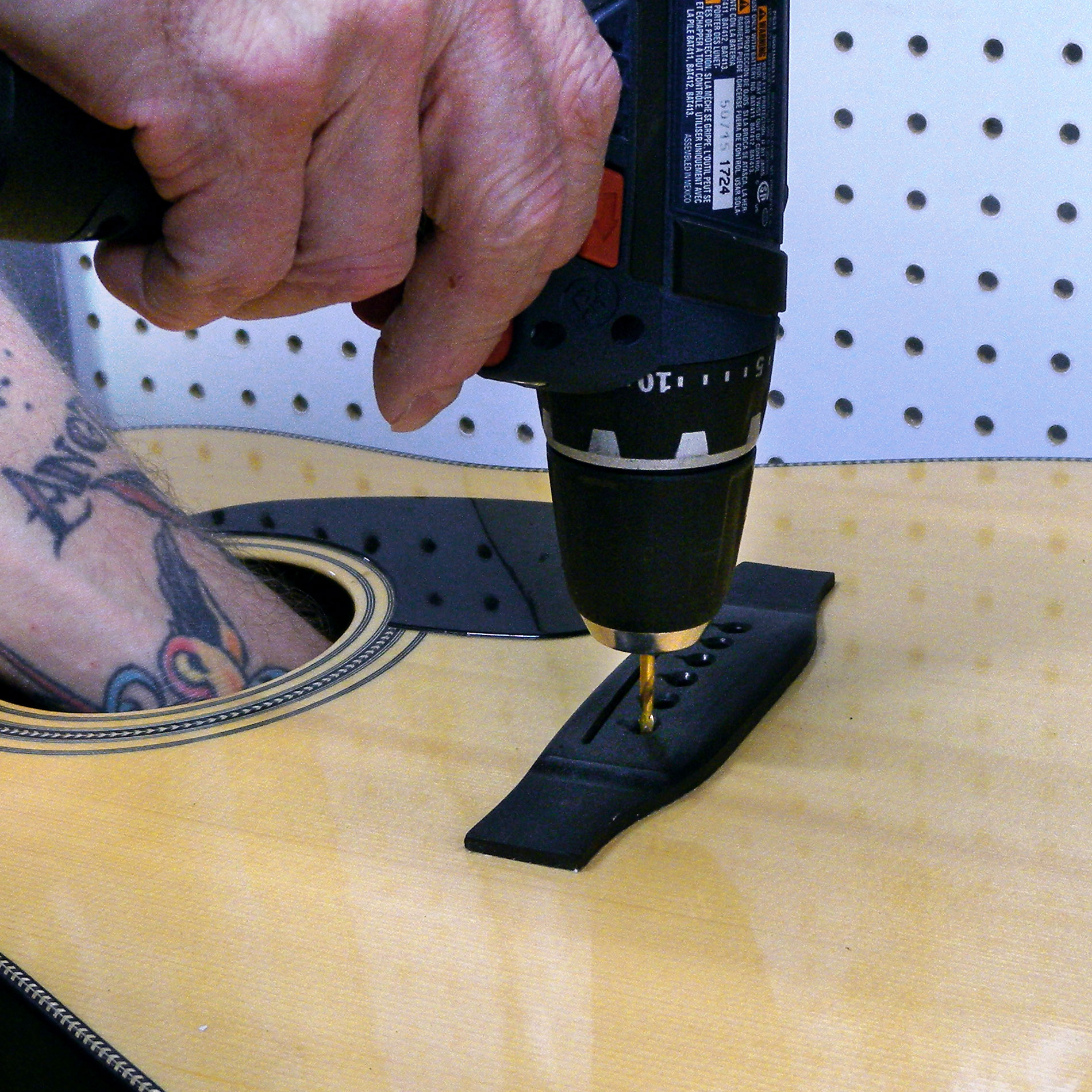 Tapones de reparación de orificios de pasador de puente