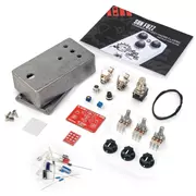 El kit de pedal StewMac Sun Fuzz DIY, con caja desnuda