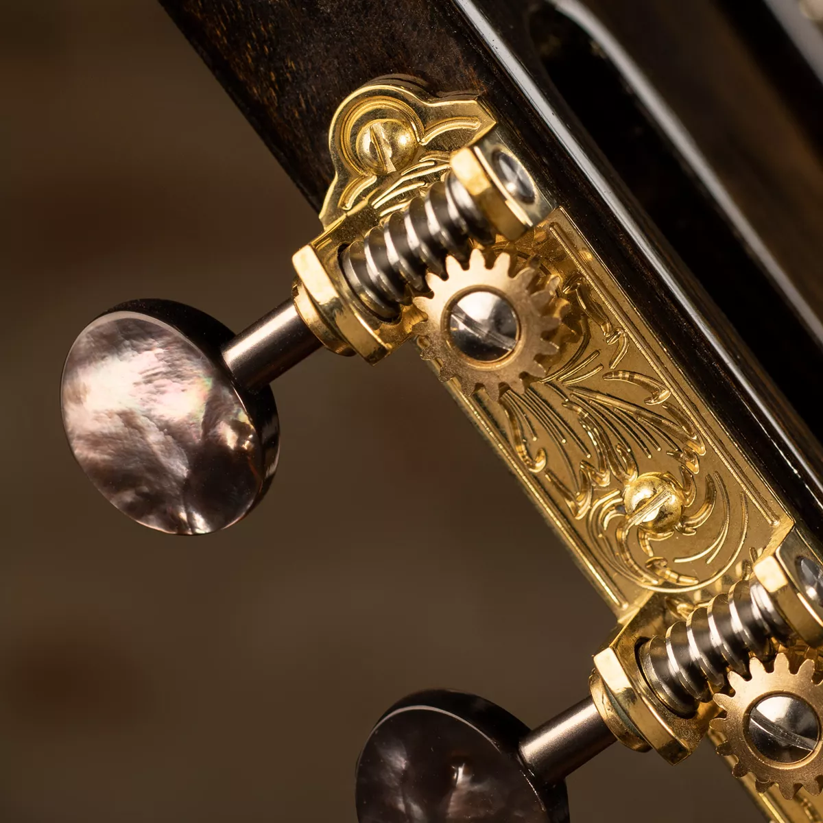 Sintonizadores de guitarra Waverly 3-On-Plate con perlas negras para cabezas de estribo Sintonizadores de guitarra Waverly 3-On-Plate con perlas negras para cabezas de estribo