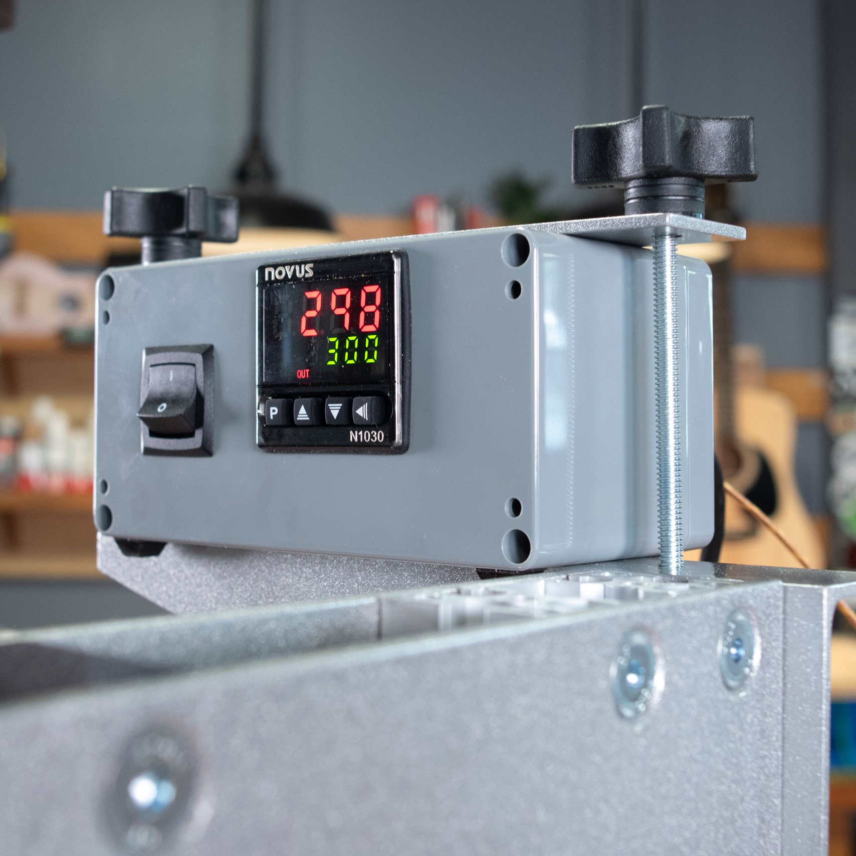 Controlador de temperatura para el doblado de aros