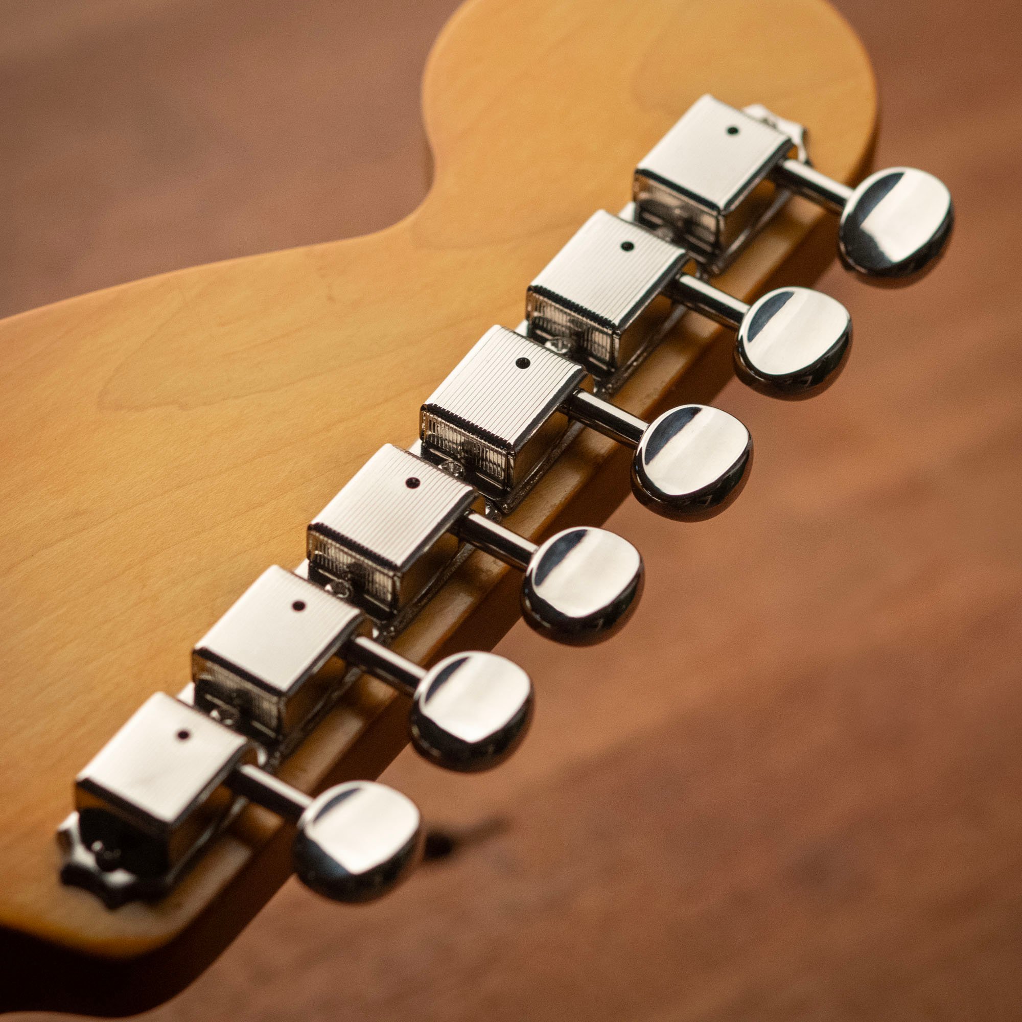 6-In-Line con perilla ovalada estilo vintage Golden Age clavijeros