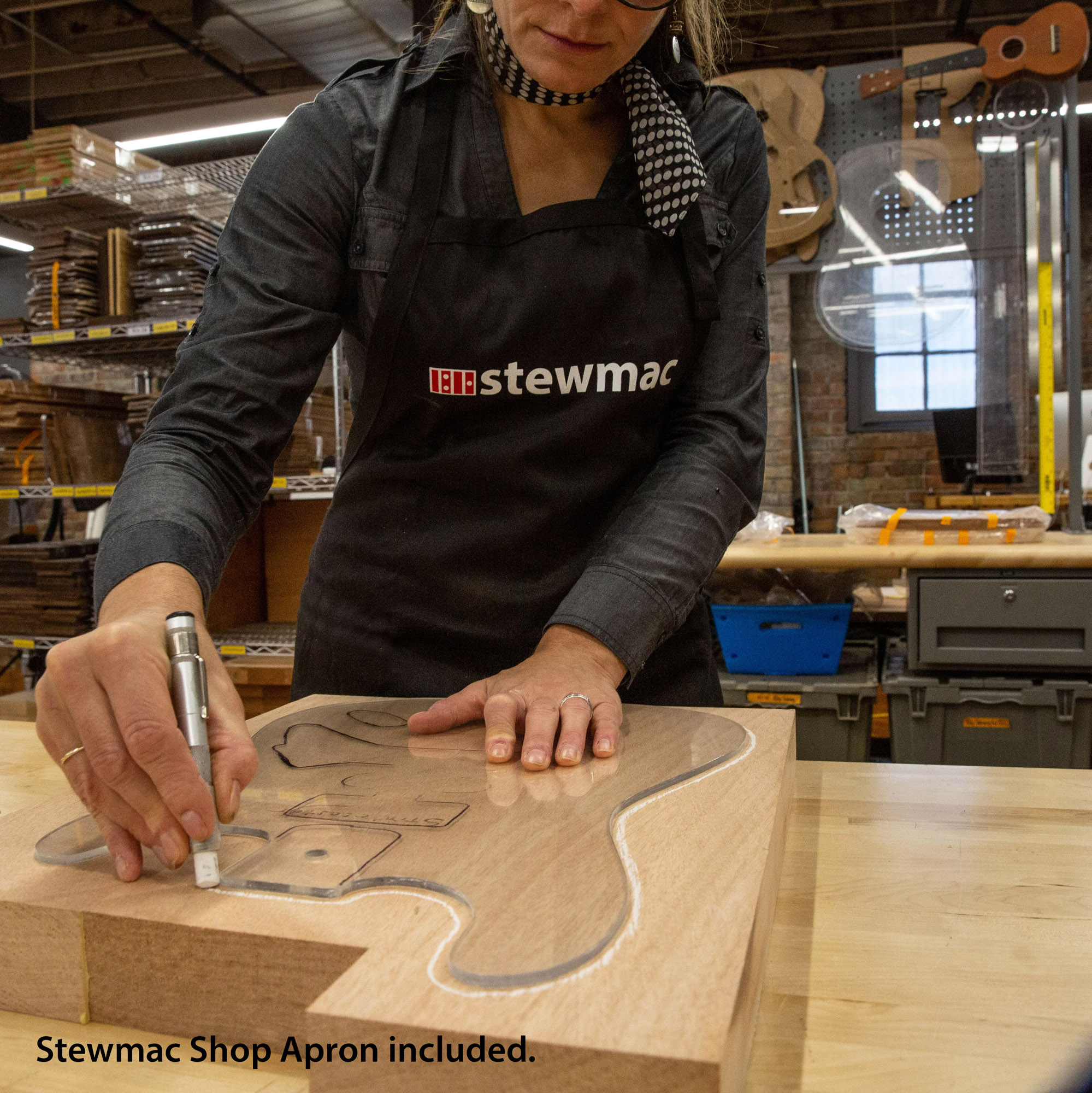 El kit de guitarra acústica StewMac con cuerda de acero no reparado