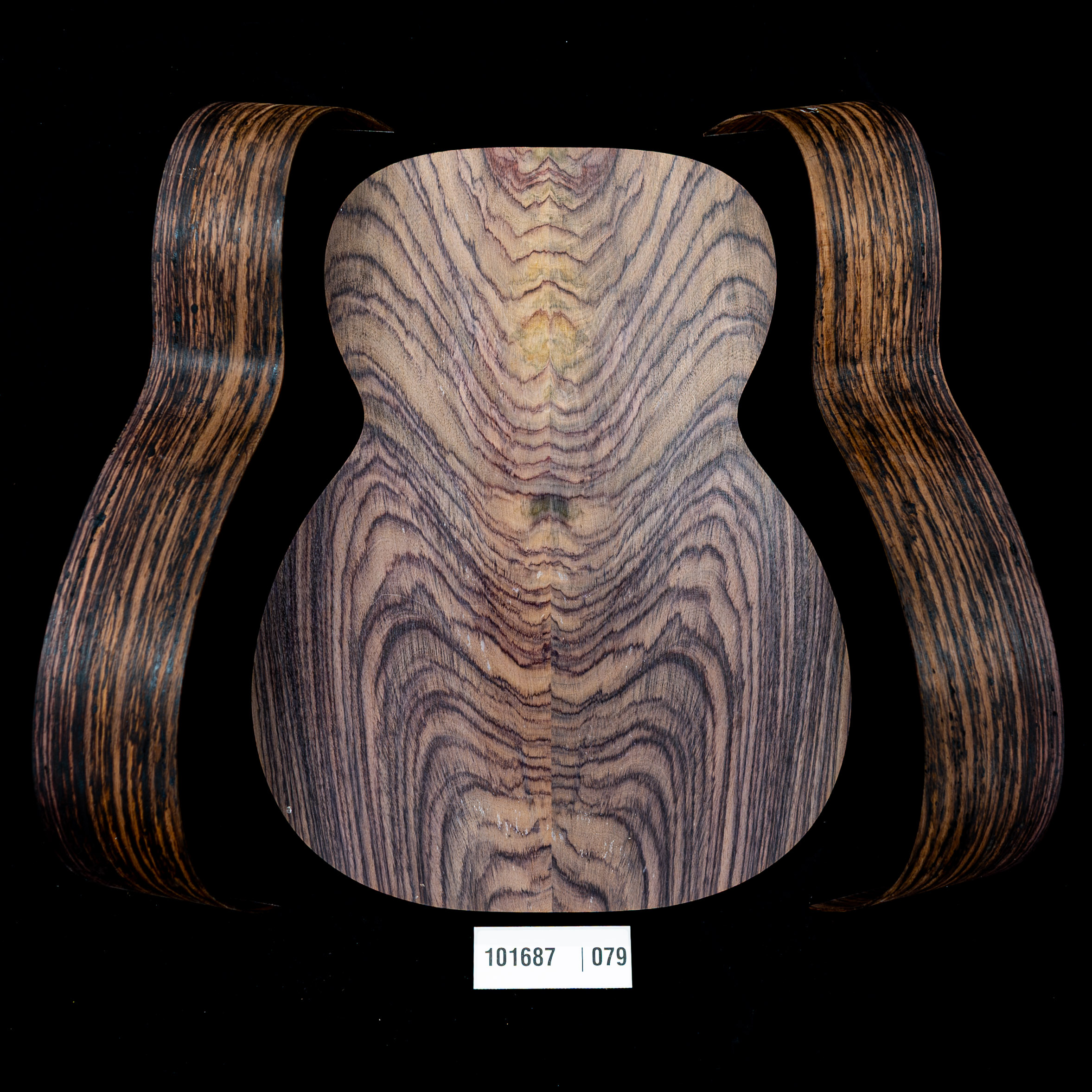 Conjunto de fondo ensamblado y aros doblados de palisandro de la India oriental con veta Wild Grain para guitarra tipo OM - 079