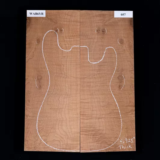 Top tallado en arce torrefactado Bigleaf de llama alta - 057 Top tallado en arce torrefactado Bigleaf de llama alta - 057