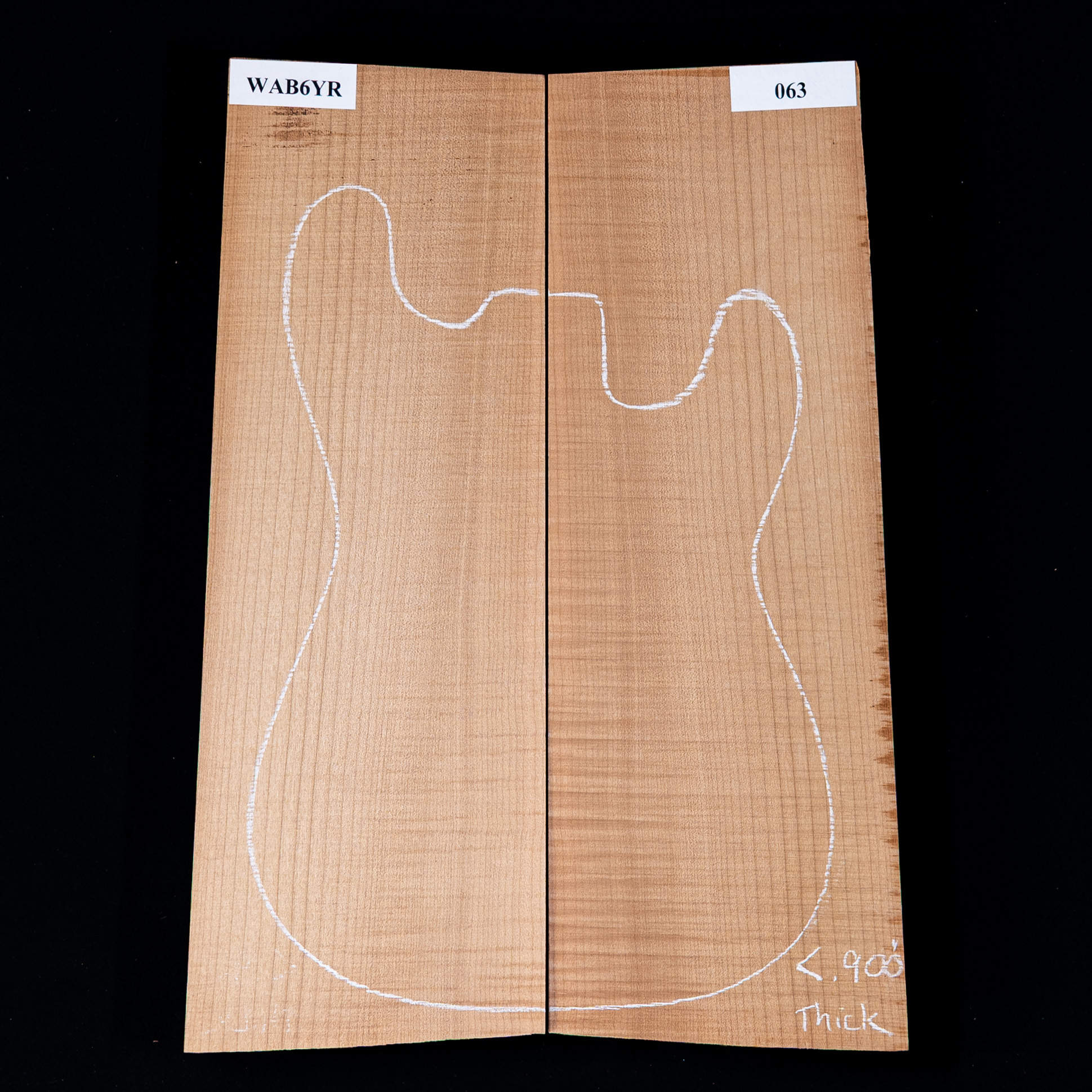 Top tallado en arce torrefactado Bigleaf de llama alta - 063