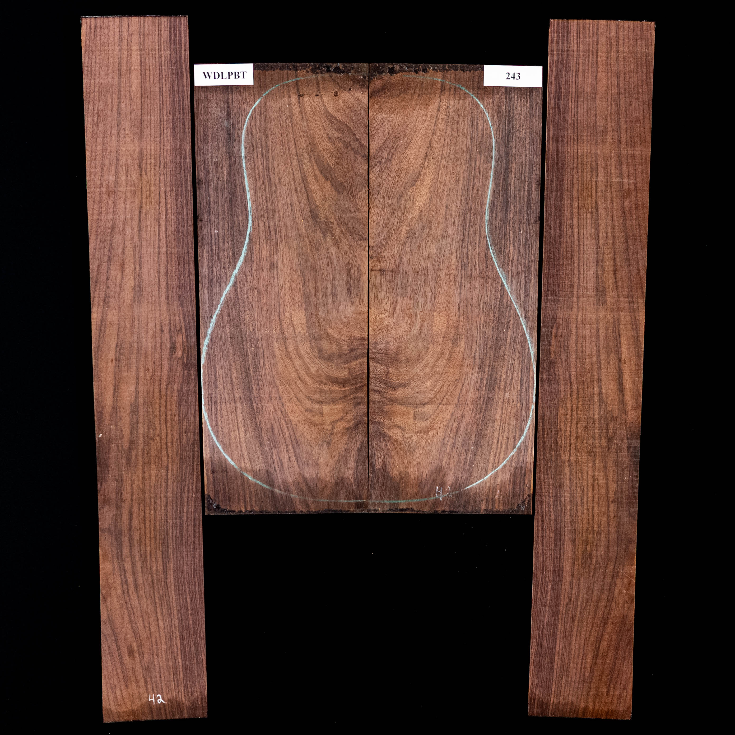 Set de Fondo y Aros de palisandro de la India oriental con veta Wild Grain - 243 Set de Fondo y Aros de palisandro de la India oriental con veta Wild Grain - 243