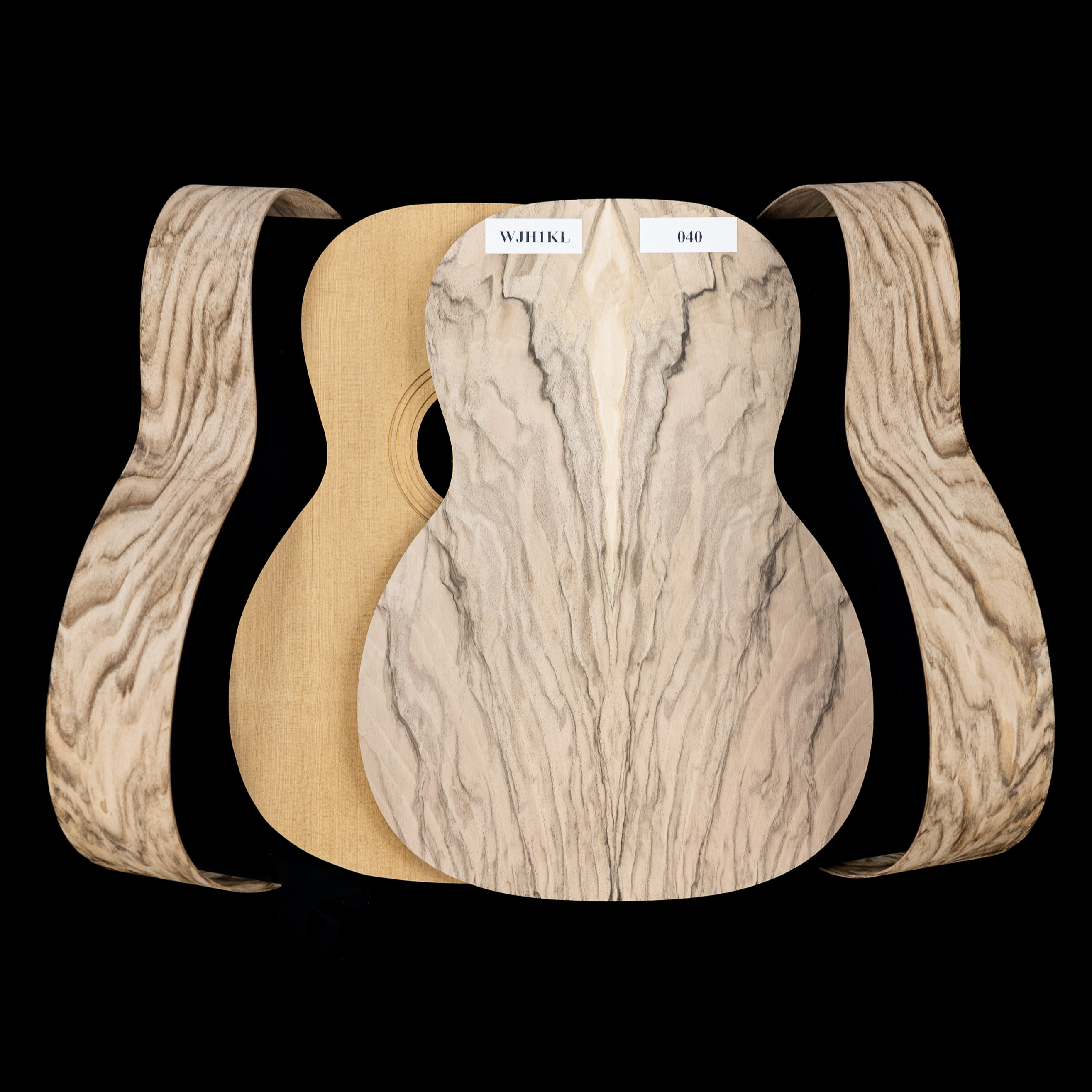 WoodStax Claro - Kit de kit de guitarra Triple-O de nogal, mástil atornillable - 040 WoodStax Claro - Kit de kit de guitarra Triple-O de nogal, mástil atornillable - 040