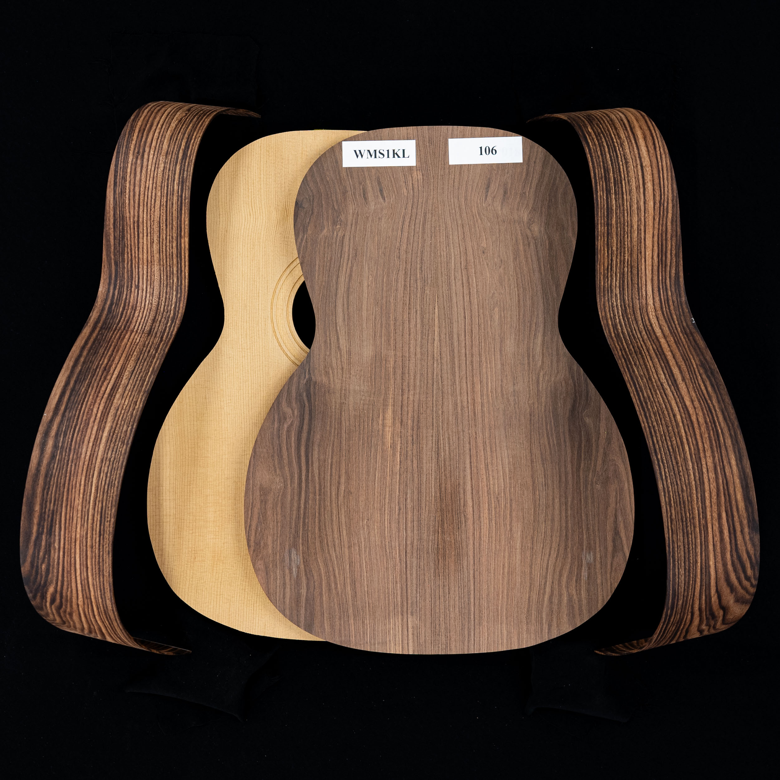 Kit de guitarra Triple-O de Pau Ferro WoodStax con mástil atornillado - 106 Kit de guitarra Triple-O de Pau Ferro WoodStax con mástil atornillado - 106