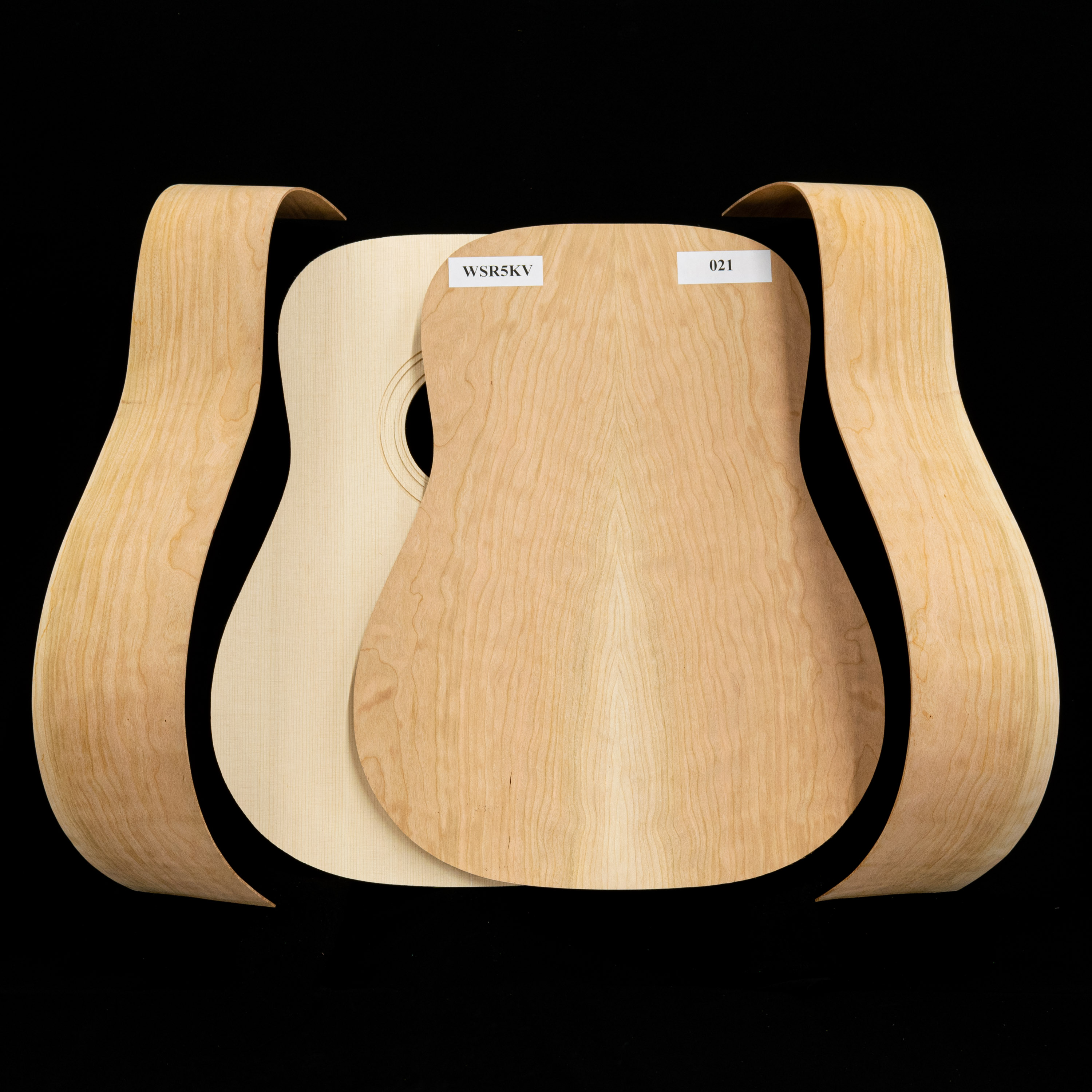 WoodStax Kit Dreadnought de cereza con llama kit, mástil atornillado - 021 WoodStax Kit Dreadnought de cereza con llama kit, mástil atornillado - 021