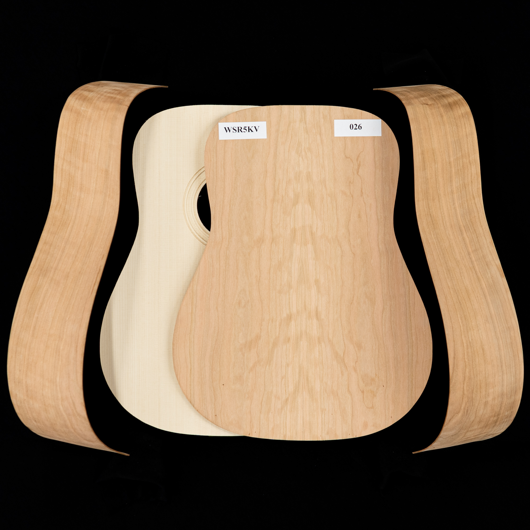 WoodStax Kit Dreadnought de cereza con llama kit, mástil atornillado - 026 WoodStax Kit Dreadnought de cereza con llama kit, mástil atornillado - 026