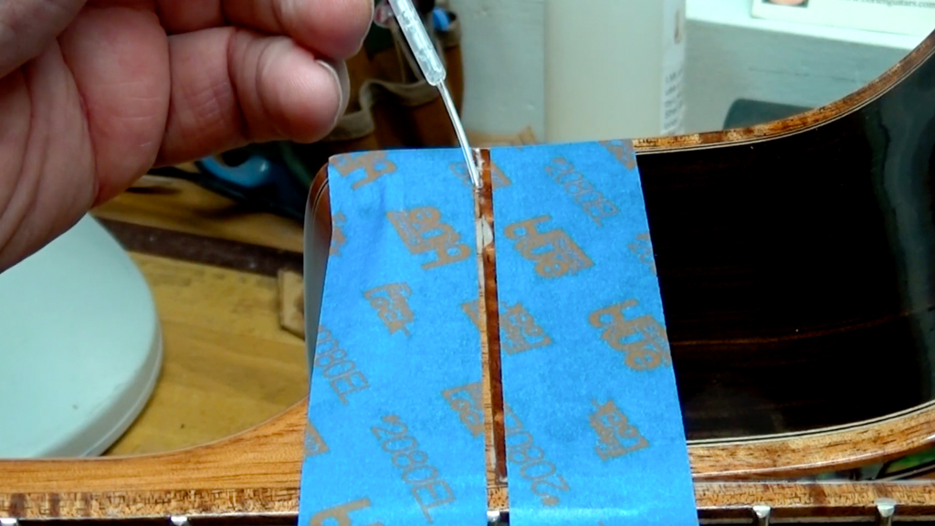 Reparación de acabado de guitarra - Bolsa de correo Luthier Tips du Jour