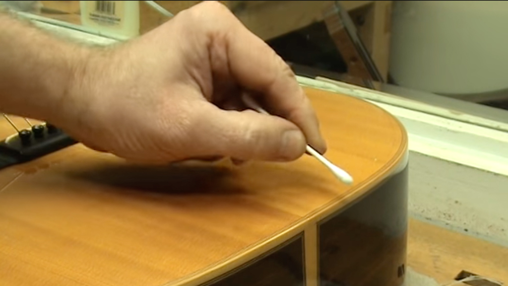 Determinación del tipo de acabado - Bolsa de correo Luthier Tips du Jour