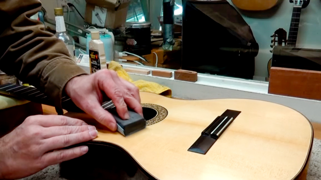 Fijación de las dentadas de guitarra - Bolsa de correo Luthier Tips du Jour