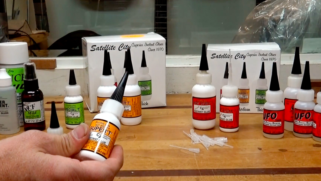 Ca Glue Shelf Life - Bolsa de correo Luthier Tips du Jour