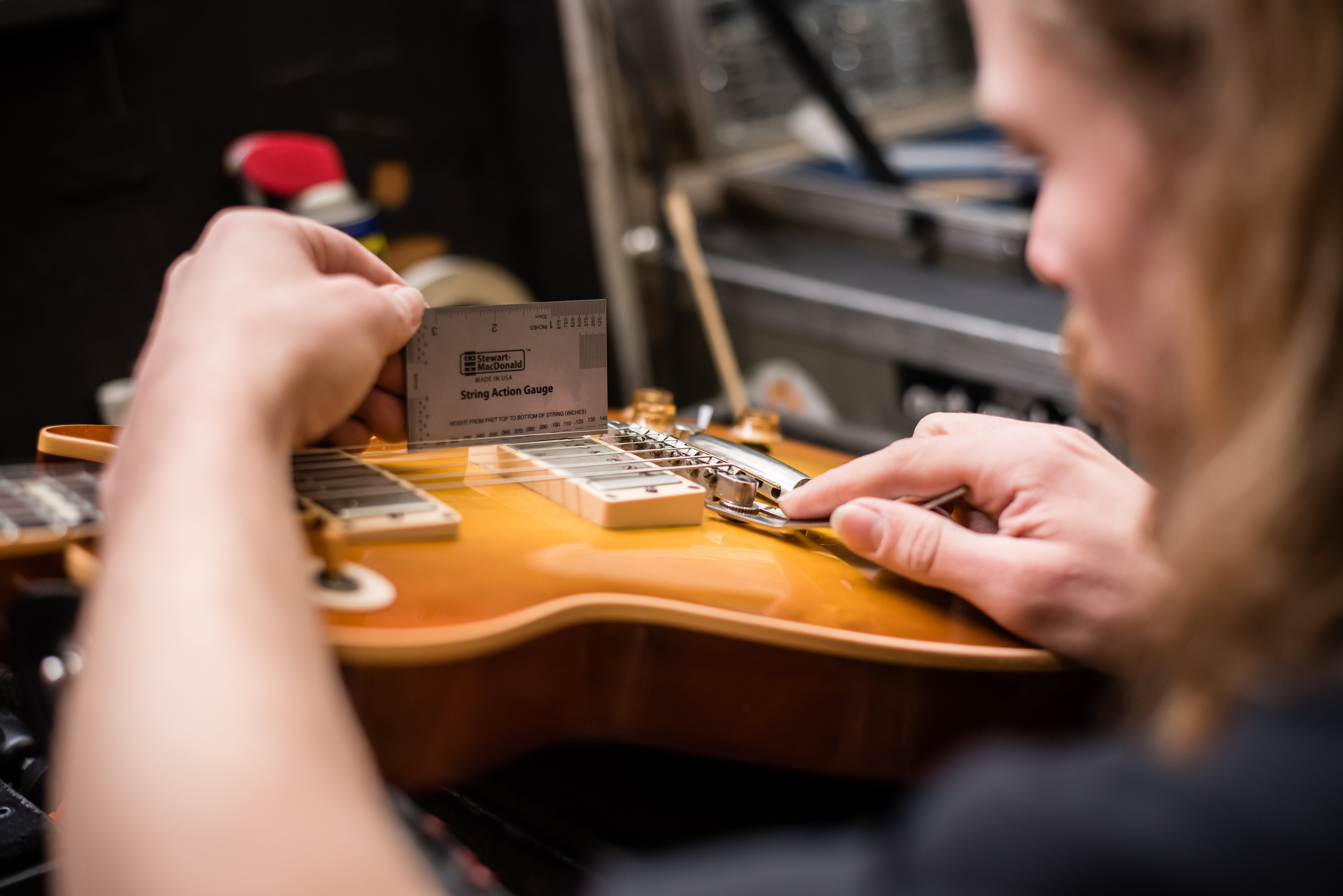Ajuste de la acción levantando el puente