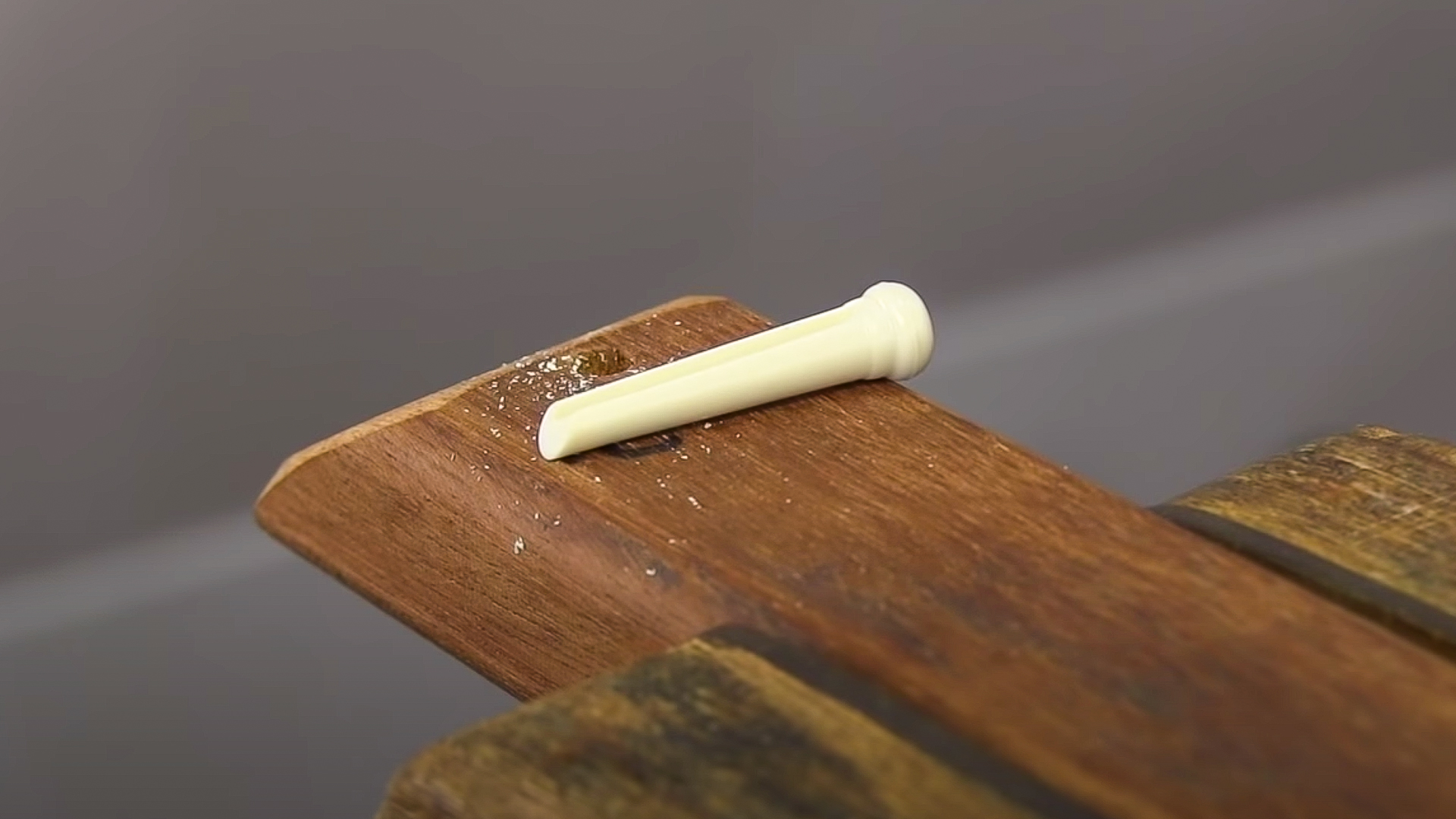 Cortar los extremos pines de puente