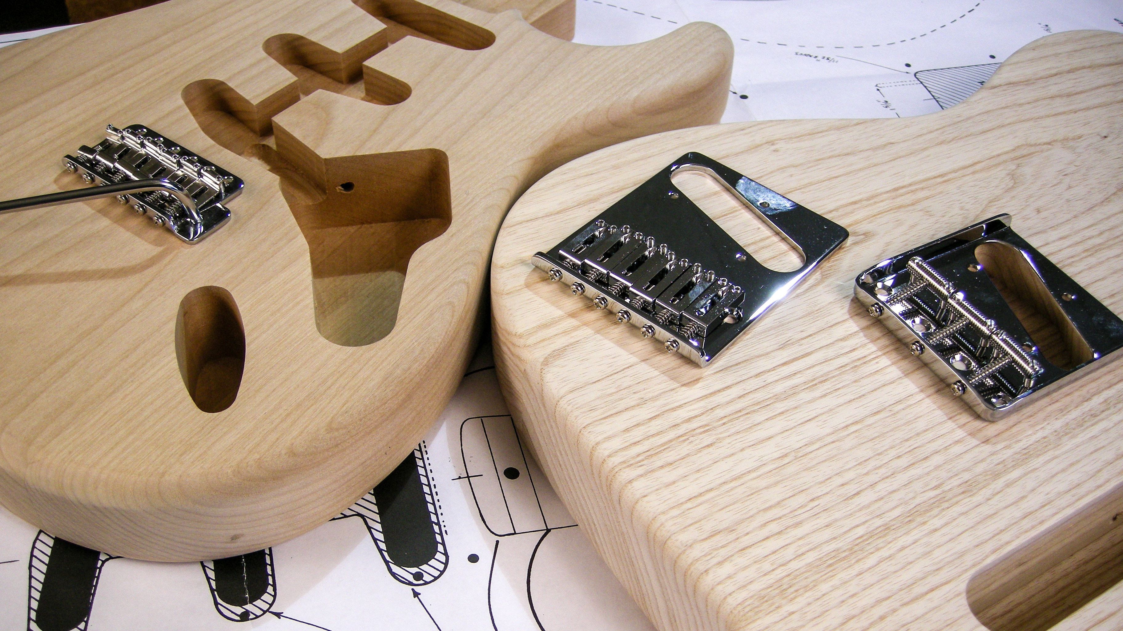 ¿Cuál es el problema de cambiar los puentes Fender y Gibson?