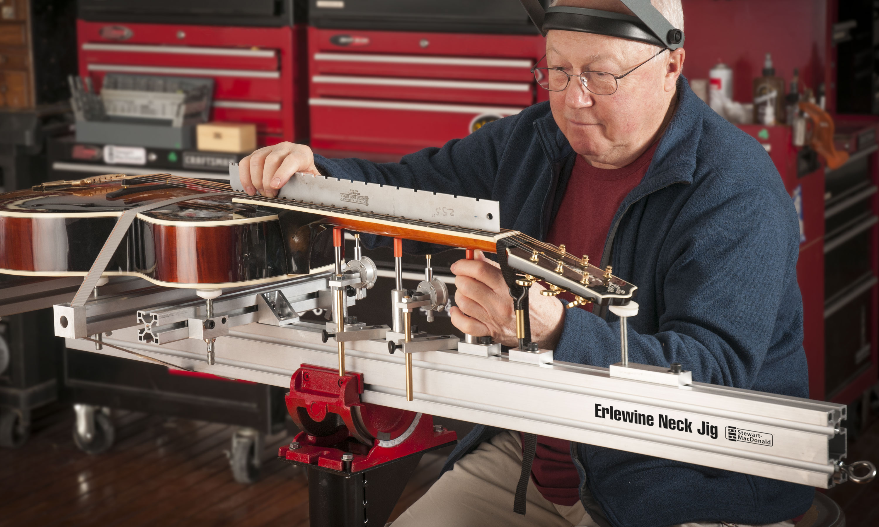 Instrucciones para la plantilla Erlewine Neck