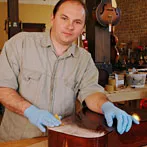 Construir abrigos sobre acabados de guitarra