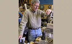 Don MacRostie pegamento caliente