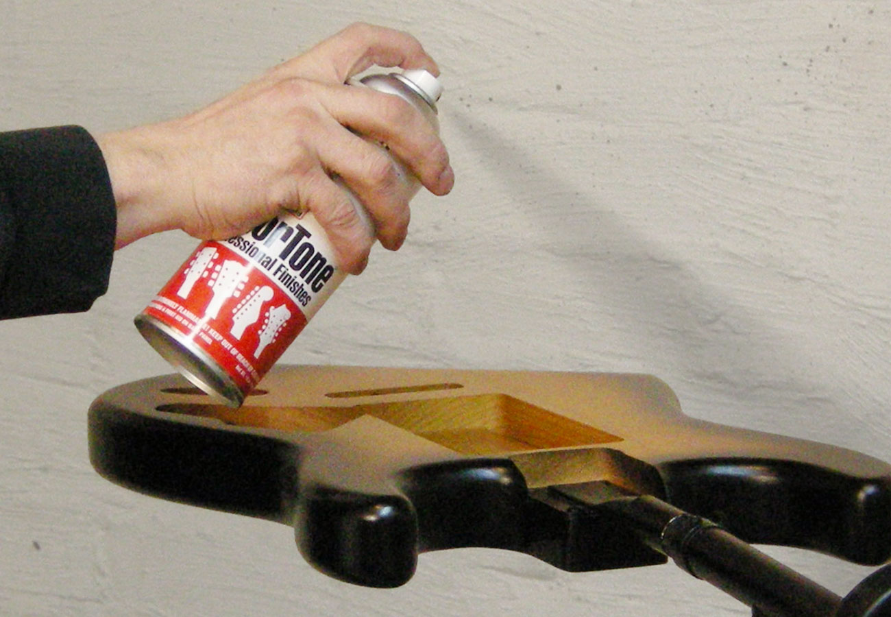 Lacas de guitarra de aerosol tintadas en color