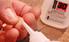 Cortes de súper pegamento