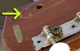 El agujero de rosca antes