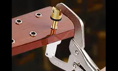 Prensa en un casquillo de sintonizador