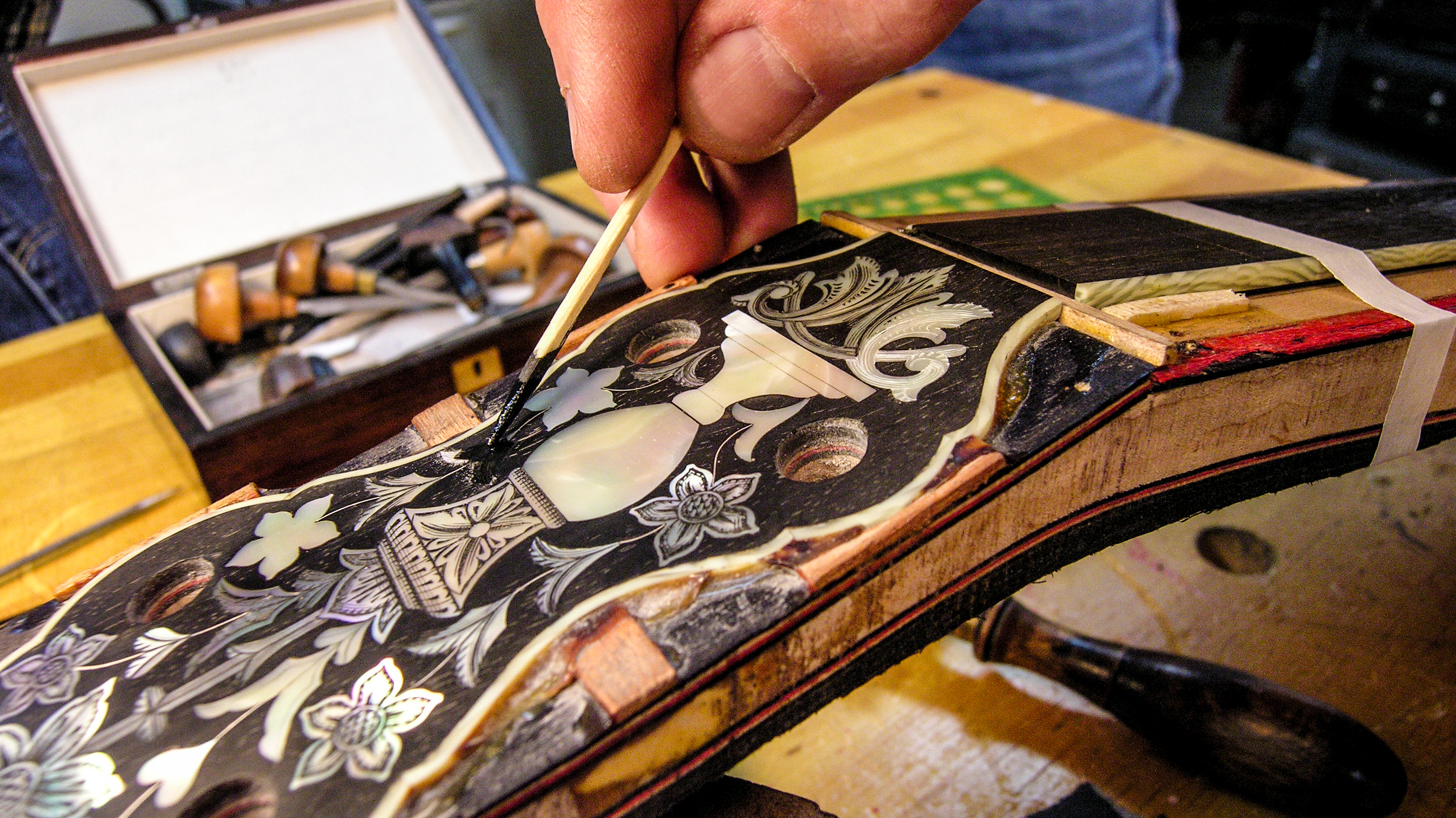 Lección en grabado de perlas de Doug Unger