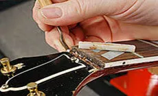 limpiar la ranura de la tuerca