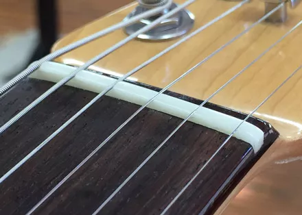 Tuerca bien hecha, con forma y pulida