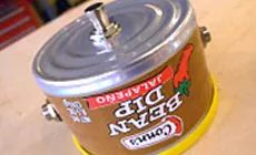 Lata de salsa de frijoles