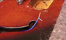 Pele los cables de la pastilla cable