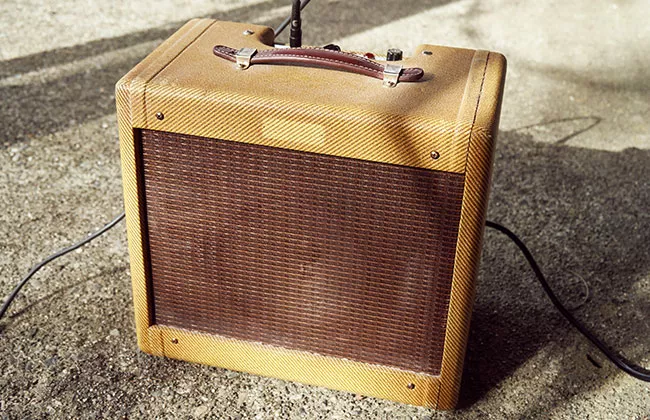 Amplificador de relic completo en la parte delantera