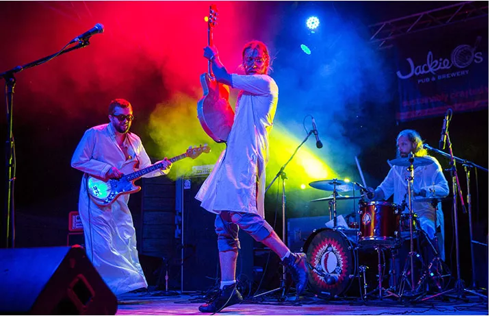 Mate con brujas de agua