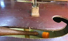 Foto: poste de sonido de graves de cuerda 2