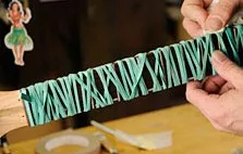 Sujeción de banda de goma